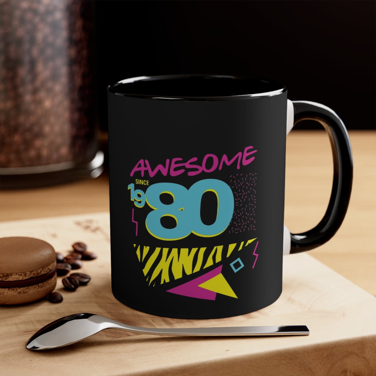 Retro Coffee Mug - Colorful Design for Nostalgic Coffee Lovers