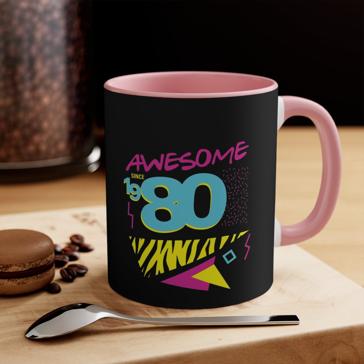 Retro Coffee Mug - Colorful Design for Nostalgic Coffee Lovers