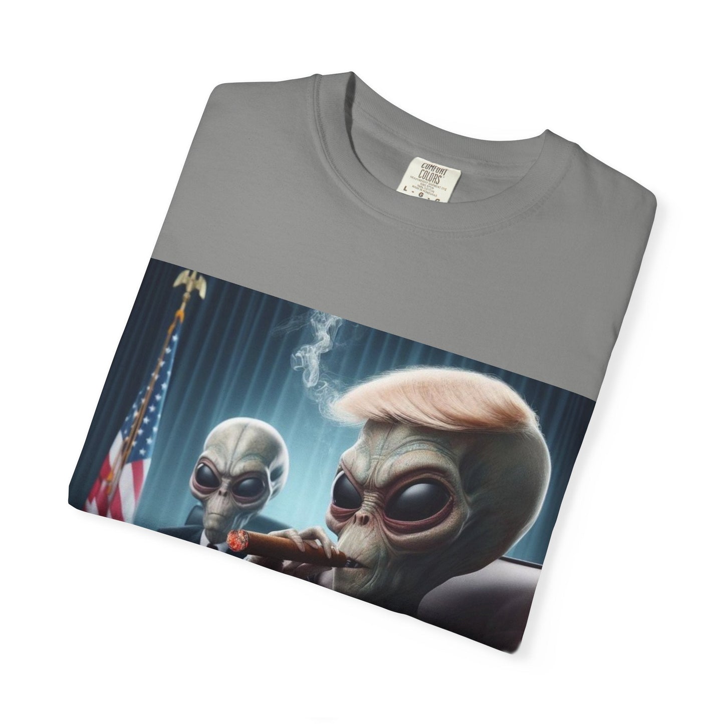 Unisex Alien Graphic T-Shirt – Fun Extraterrestrial Humor Tee