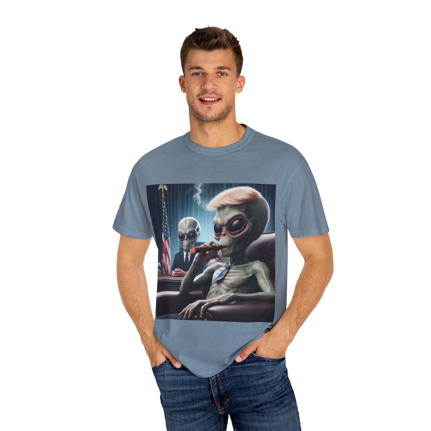 Unisex Alien Graphic T-Shirt – Fun Extraterrestrial Humor Tee