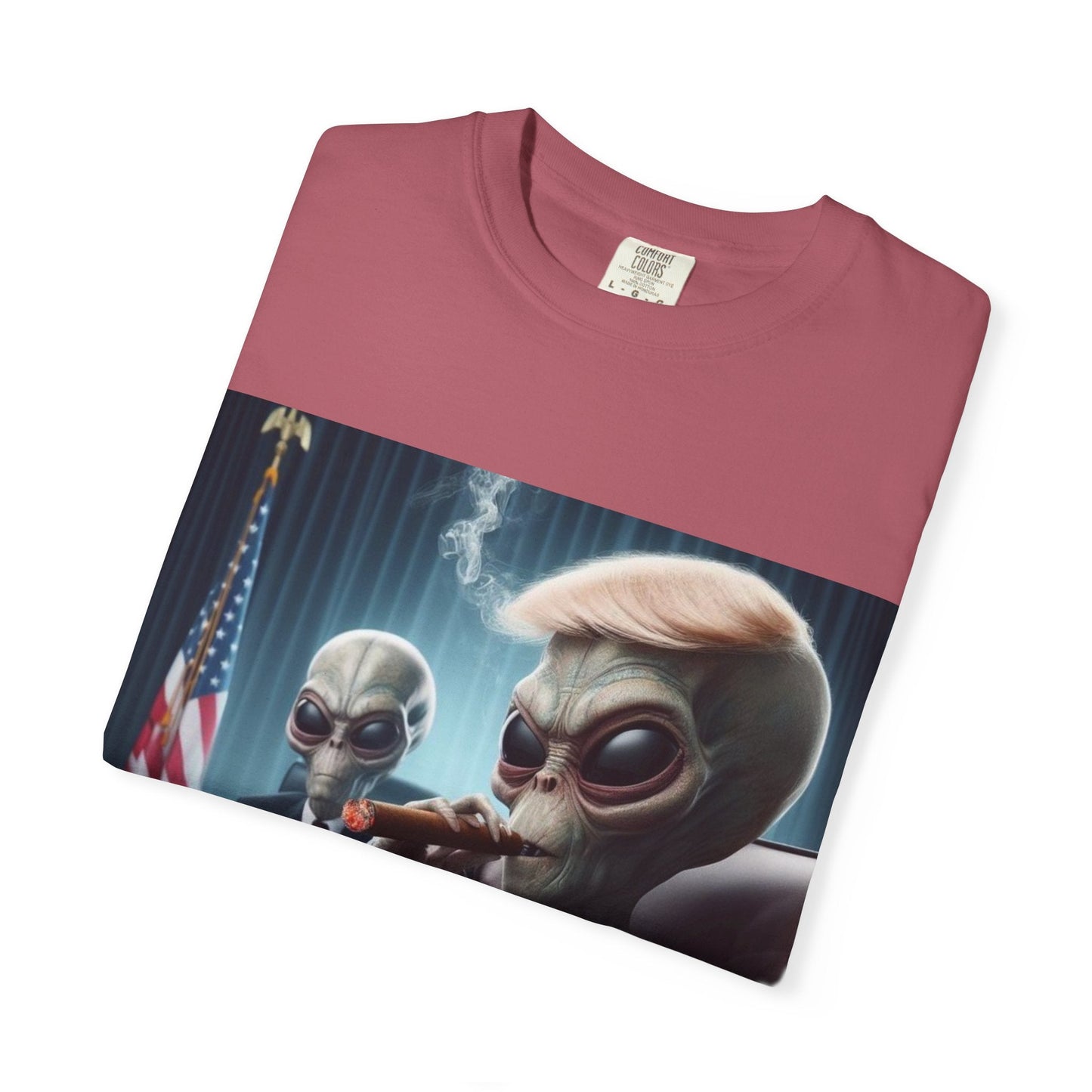 Unisex Alien Graphic T-Shirt – Fun Extraterrestrial Humor Tee