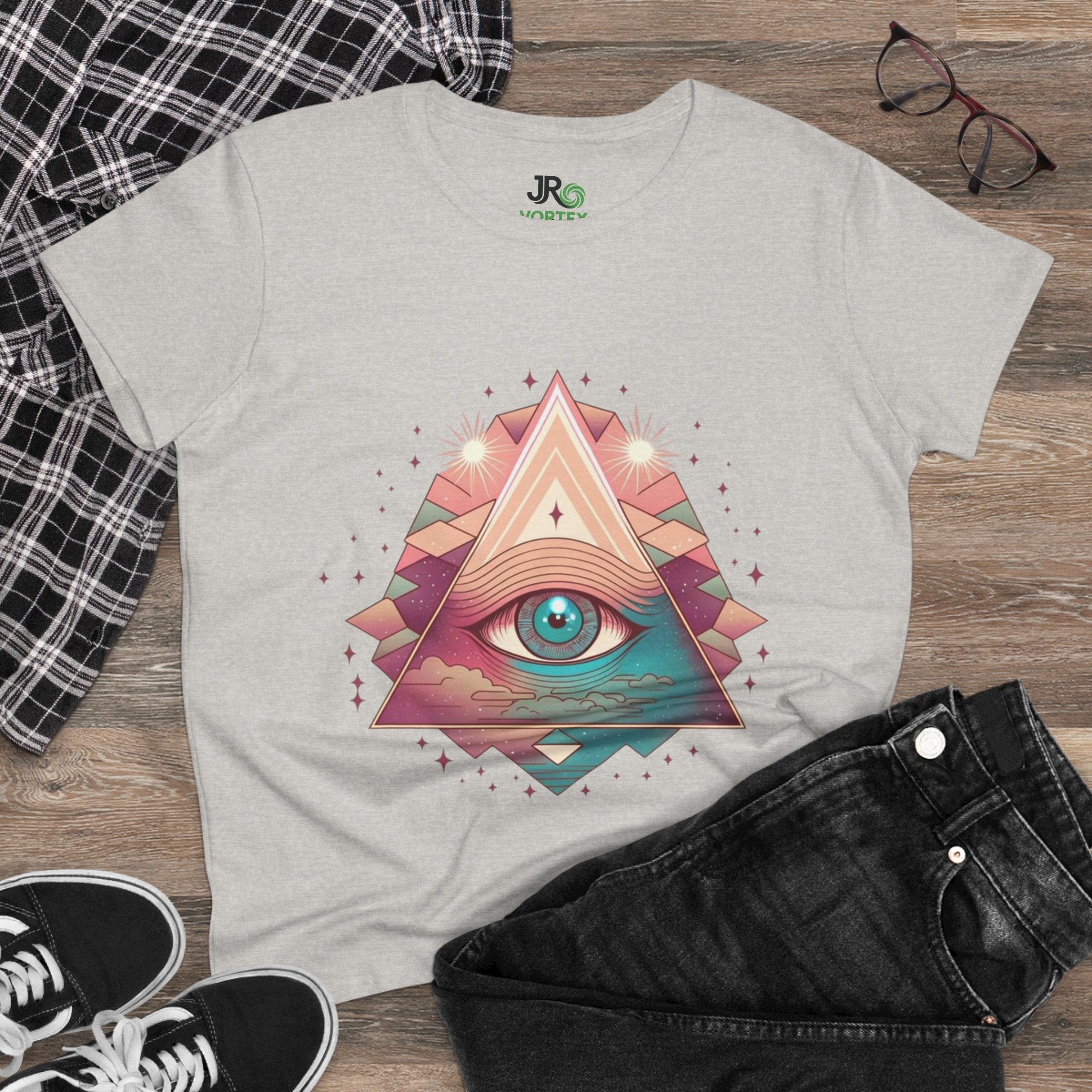 Mystical Eye Graphic Tee, Boho T-Shirt for Women, Casual Summer Shirt, Symbolic Gift, Unique Festival Wear, Psychedelic Apparel