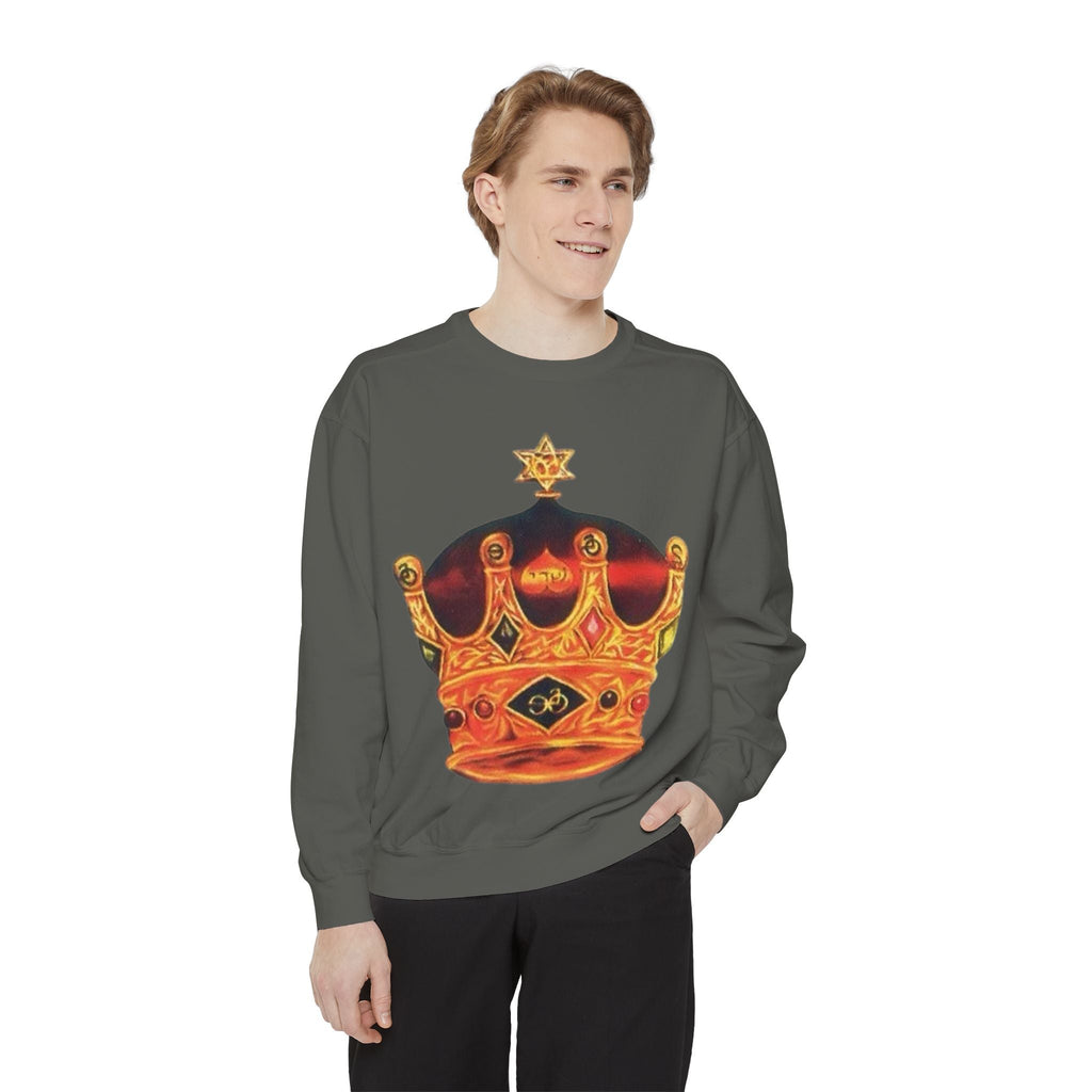 Crown Graphic Unisex Sweatshirt - Stylish & Comfortable
