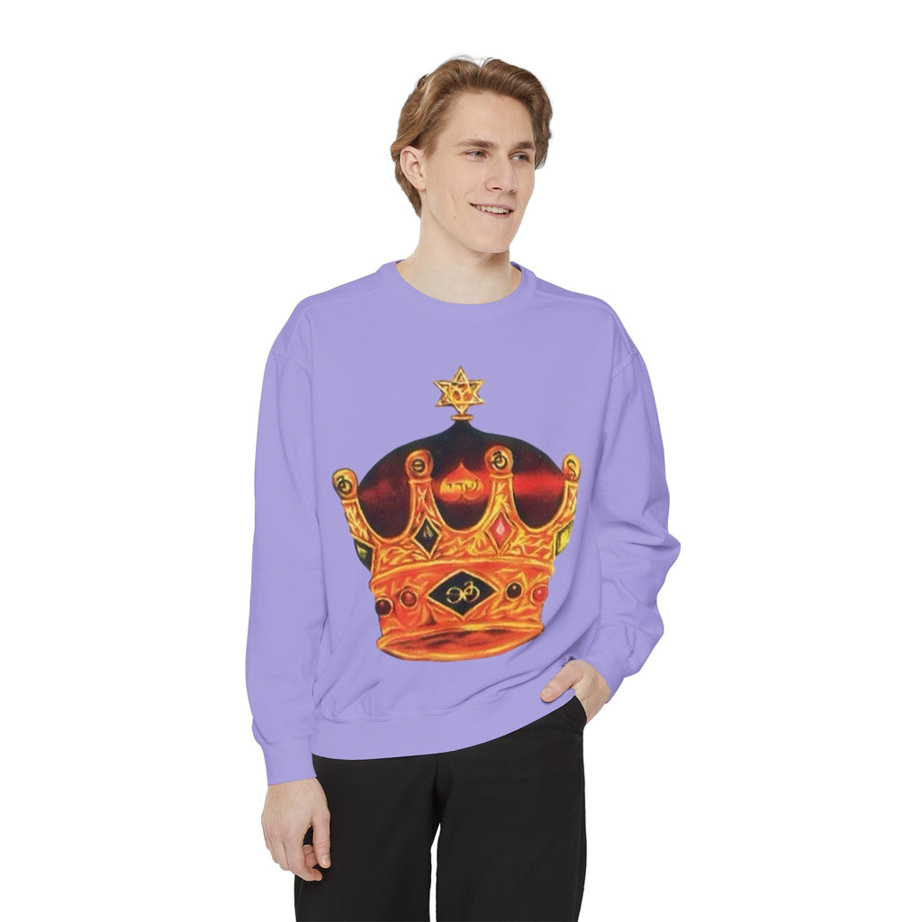 Crown Graphic Unisex Sweatshirt - Stylish & Comfortable