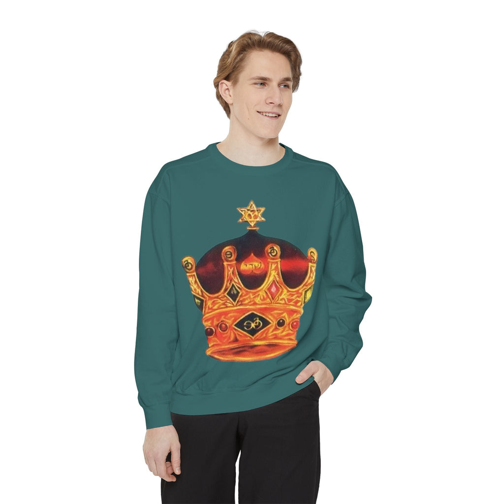 Crown Graphic Unisex Sweatshirt - Stylish & Comfortable